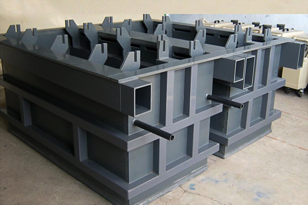 Tanks Plated with PVDF material