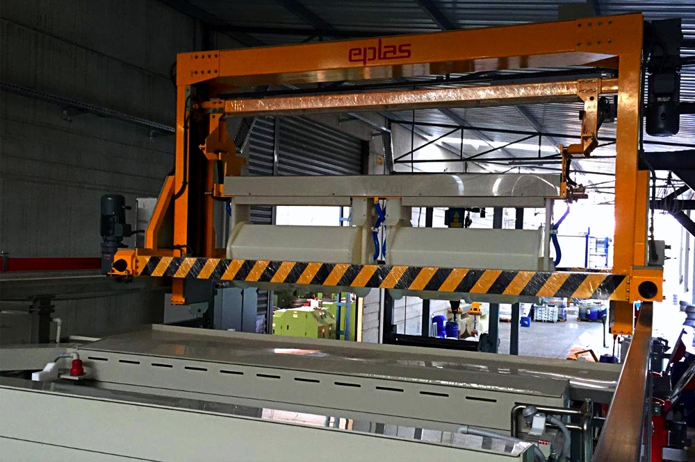 Barrel acid zinc plating plant